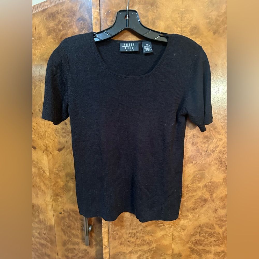 Amber Stone retro Black Women's Top